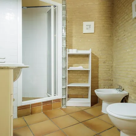 Santa Cruz Spacious Apartment - 2 BR - Historic Center - WiFi&AC-2
