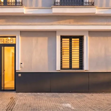Oasis In The Heart Of Seville - 2 Bedroom Apt With Free Parking-2