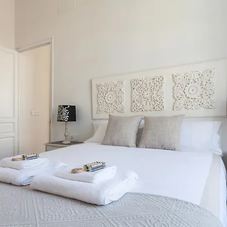 Stunning Boutique - Space Maison Apartments-2