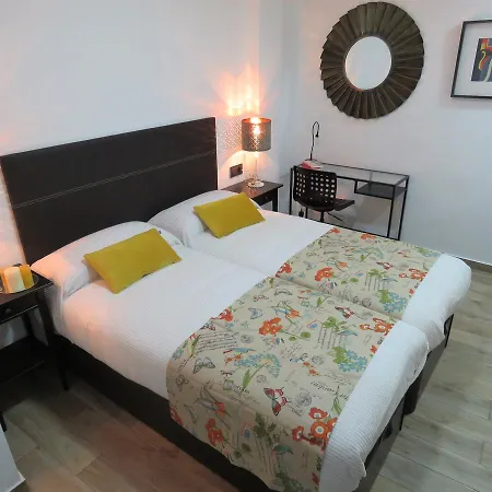 Living Sevilla Apartments Hercules-2