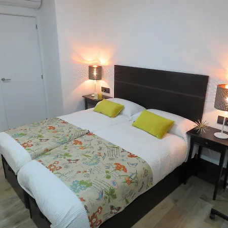Living Sevilla Apartments Hercules-3