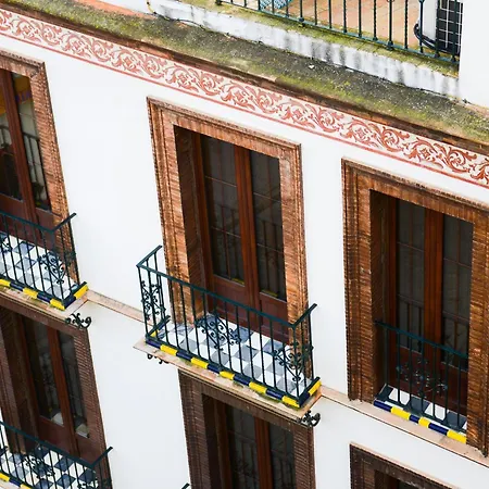 Rey De Sevilla Flats - Macarena-2