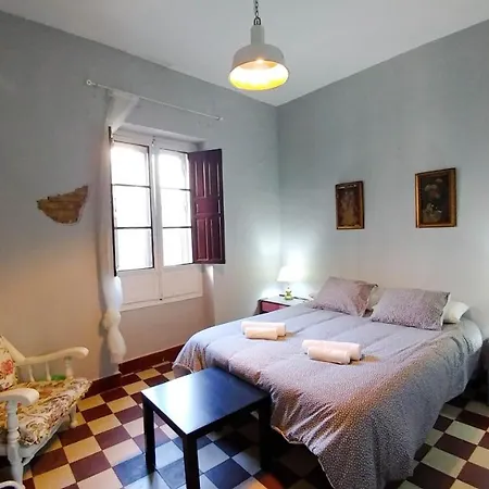 Apartamento Plaza de Doña Elvira 8-3