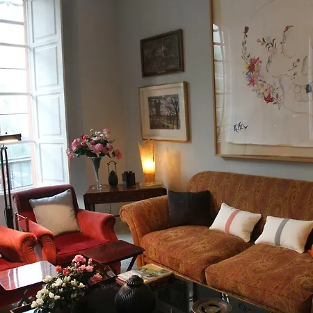 Elegant 2 Bedroom Apartment In Historic 1882 Building Central Sevilla Private Parking & Country Club Access-2