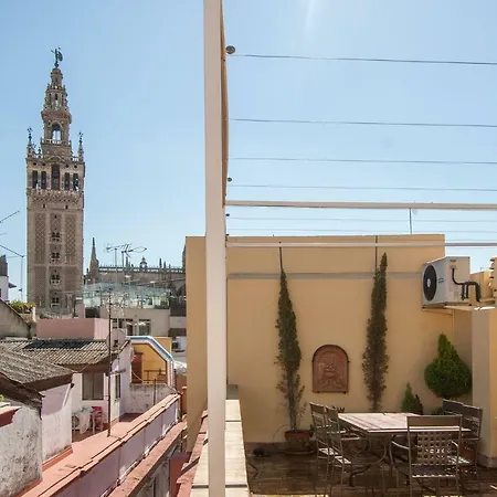 Botanic Duplex Terrace 5 Pax-3