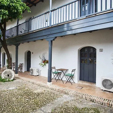 Conde Central Courtyard By Valcambre-2