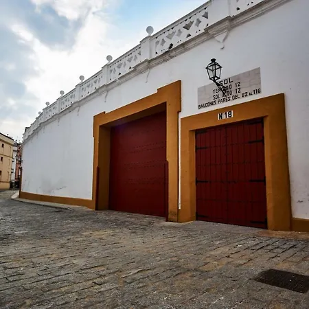 Arenal Carreteria Deluxe Suites By Valcambre-2