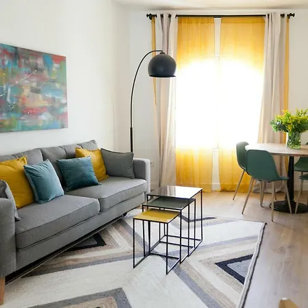 Gotoseville Gerona Suites-3