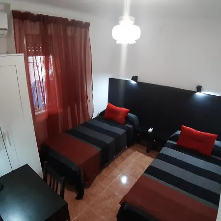 Fresh & Clean Room Sevilla-2