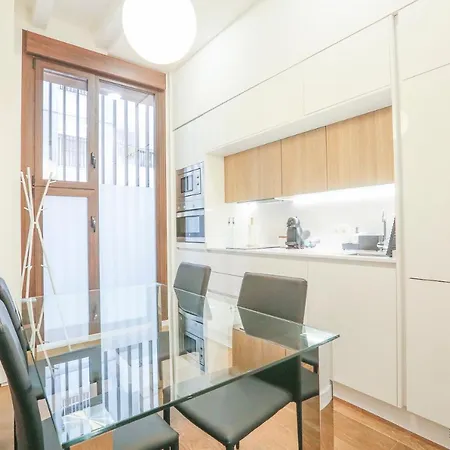 T&L Triana Loft - Feel At Home-3