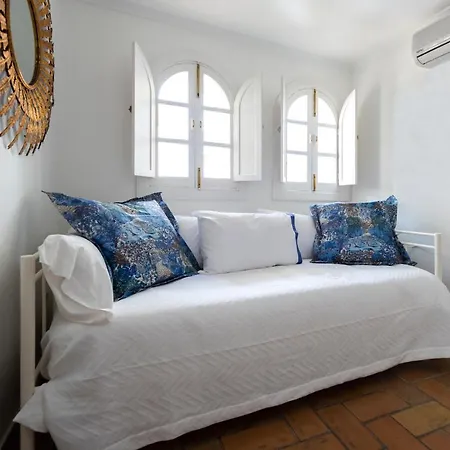 Genteel Home Pajaritos-3