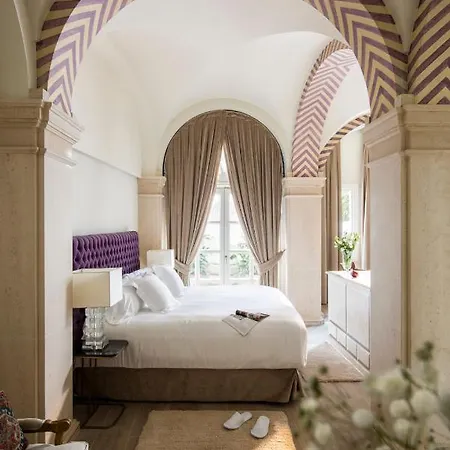 Casa De Triana Luxury Suites By Casa Del Poeta-3