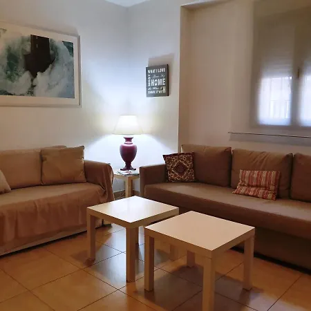 Apartamentos Turisticos La Encarnacion-3