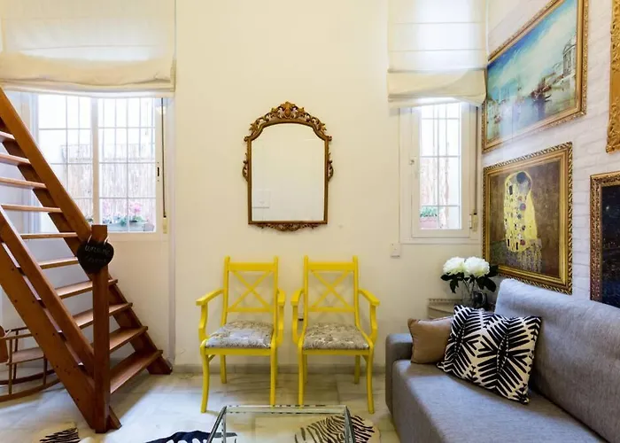 Pretty Duplex In Bohemian District-City Center