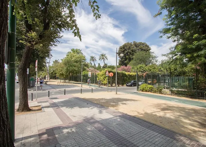 Alkazar Gardens Old Town 6 Pax