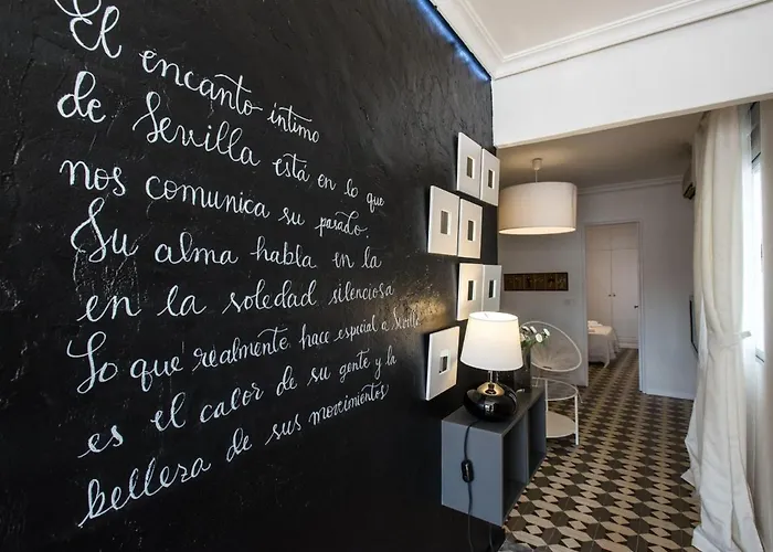 Alhóndiga Suite Apartment with Terrace