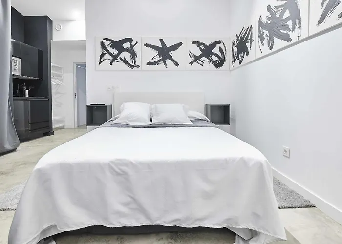 Triana Modern & Luxury