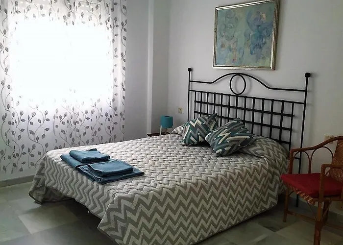 Luminoso y amplio apartamento en el centro histórico de Sevilla, España