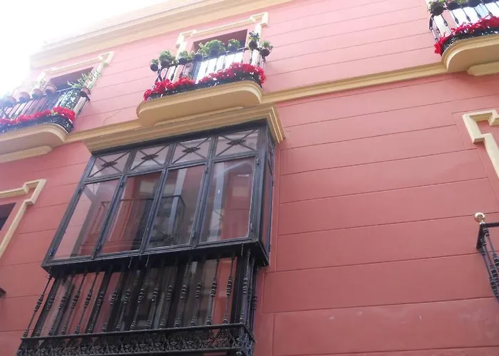 Cheap & Chic In The Center Of