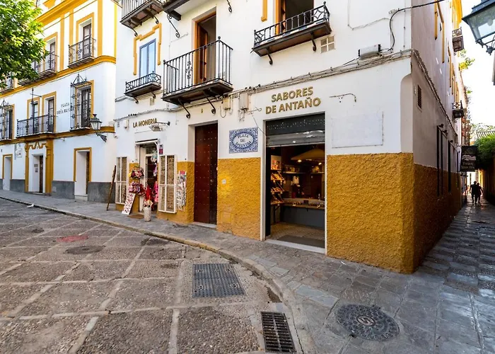 Dona Elvira Suites Cathedral