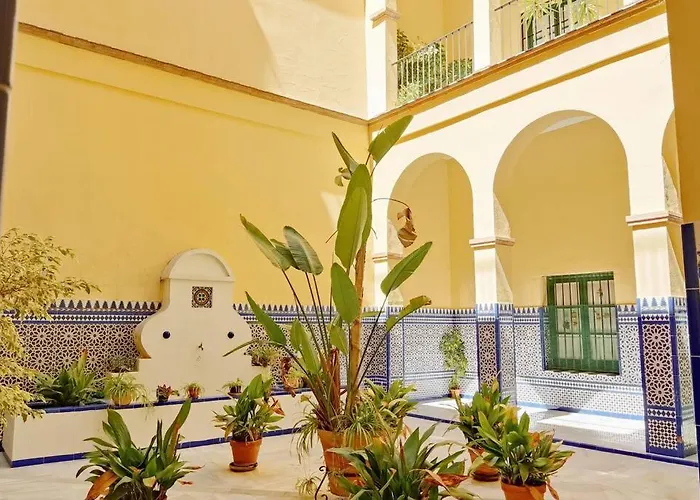HomeySeville-Duplex con Terraza Santa Cruz 5 pax, Parking Optional