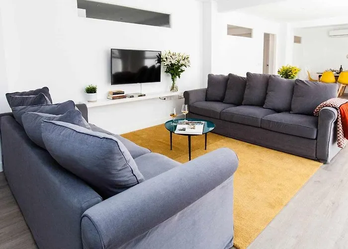 Isg Apartments Downtown Family Haven Free Parking Spot
