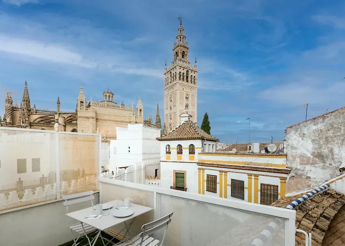 Ferienwohnung Historic Building Cathedral Sevilla, Spanien