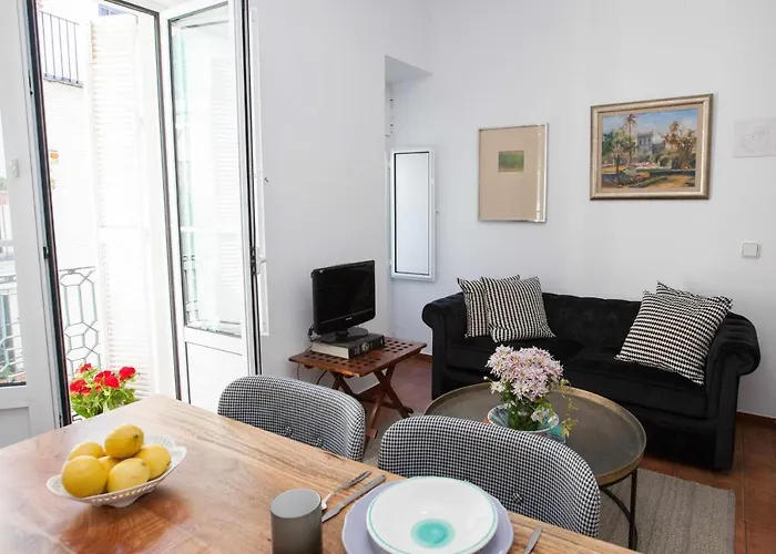 Isg Apartments Mezquita 5 Seville, Spain