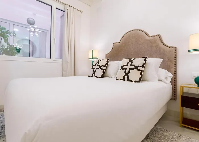 Genteel Home Feria Sevilla, Spanien