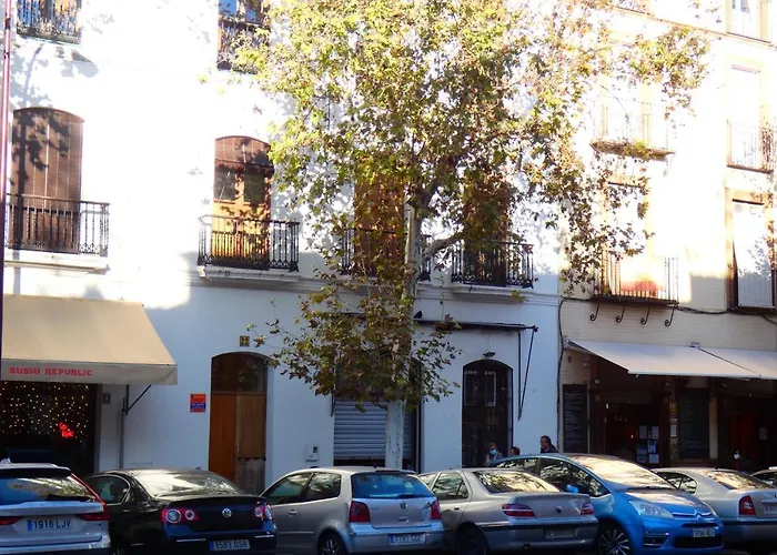 Homeyseville-Special Apartment Arenal 6 Pax, Parking Optional