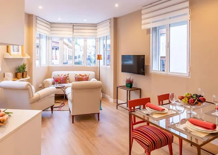 Plaza Nueva Deluxe Suite By Valcambre Seville, Spain