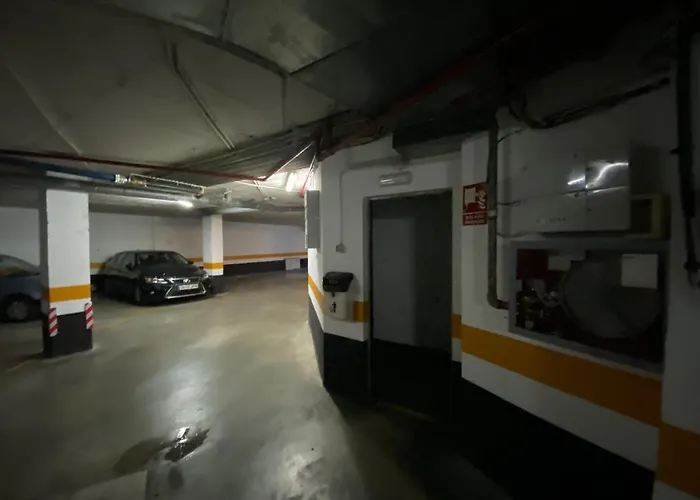 fantástico apartamento con parking avenida de cadiz