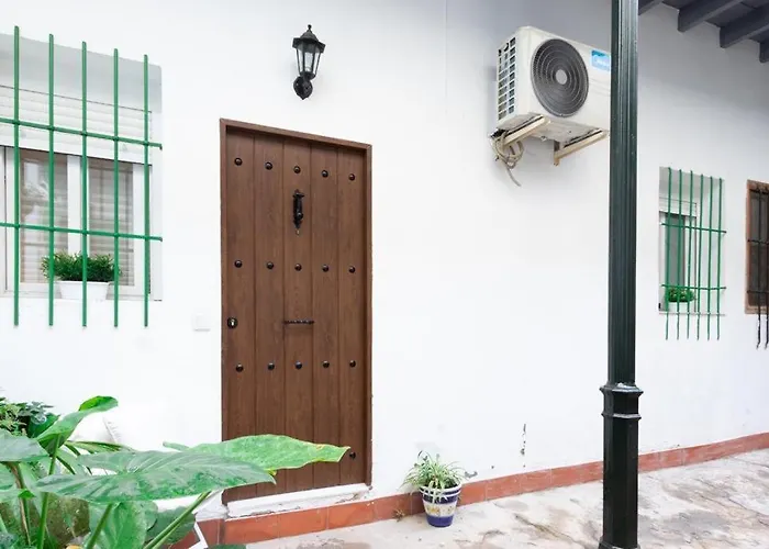 Corral de la Alameda