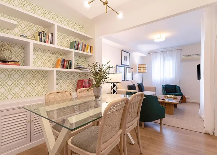 Genteel Home Velarde Siviglia, Spagna