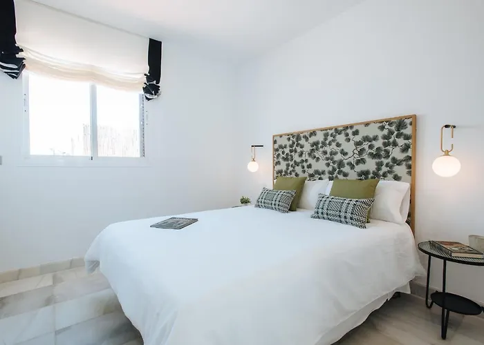 Redes Suite Apartment With Terrace Sevilla, España