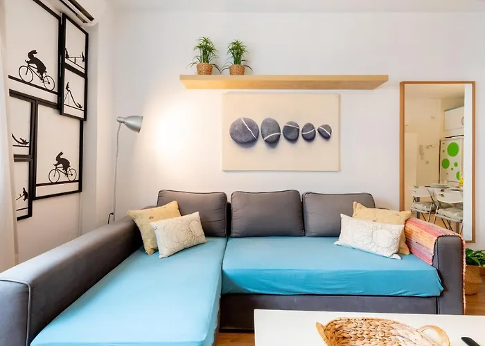CR ALAMEDA Amplio y Traquilo apartameto para parejas