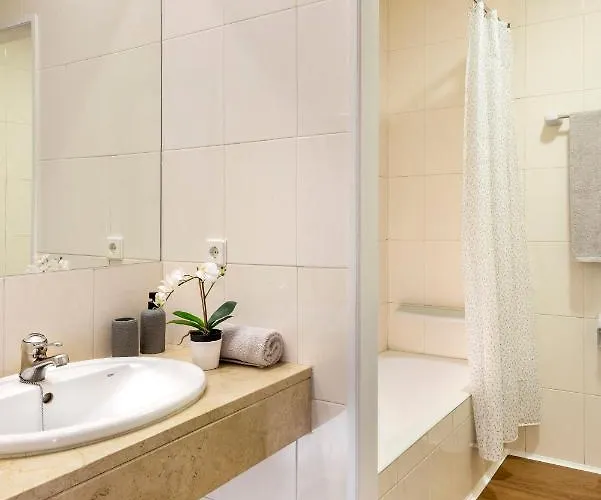 Micampus Armendariz Student Residence Sevilha, Espanha