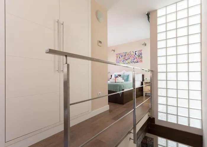Apartamento ESSE Ático. Precioso ático con terraza en pleno centro Sevilla, España