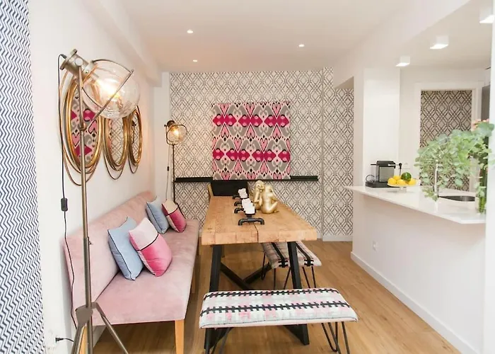 Modern & Nice Apartment. Old Town. Private Parking Siviglia, Spagna
