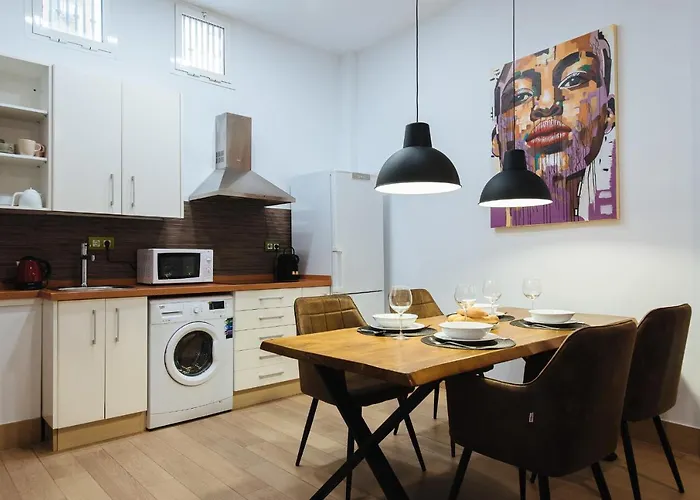 Hostly Rbh0 Modern Apartment Seville, Spain