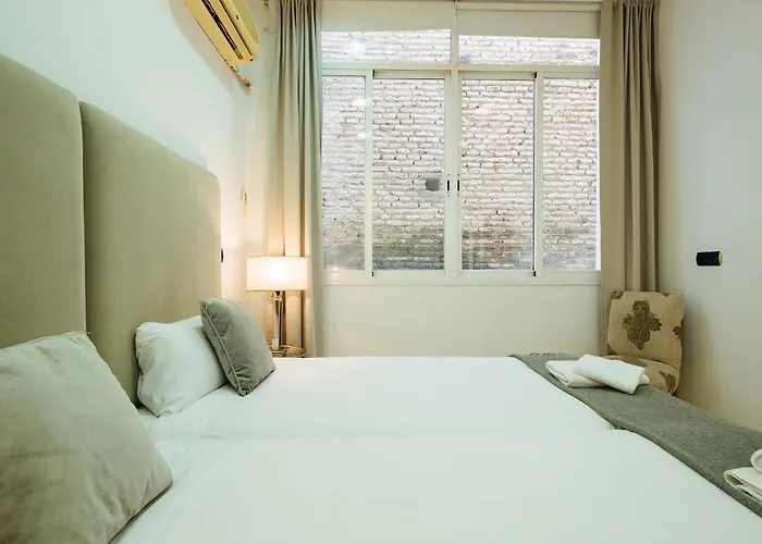 Homeyseville-Amazing Views Cathedral Tomas De Ibarra - 8 Pax, Parking Optional, Spagna