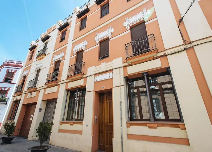 Vut Puerta Real - Free Parking
