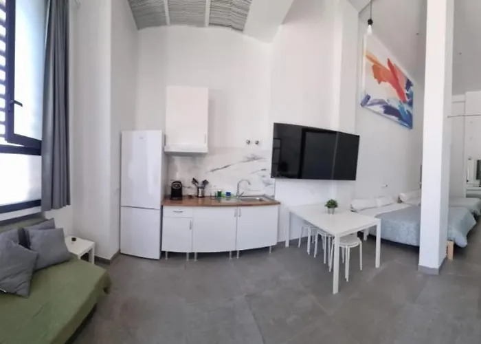 Loft Familiar "Piscina Sevilla Centro"