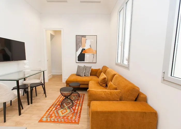 Isg Apartments Cedaceros Sevilha, Espanha