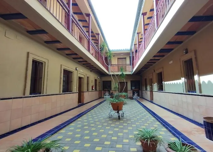 Tranquilo apartamento en patio sevillano