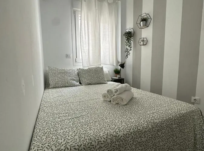 Excelente Y Centrico Apartamento Sevilla, España