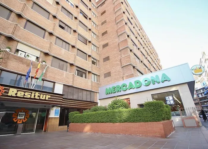 Triana In Hotel 24H