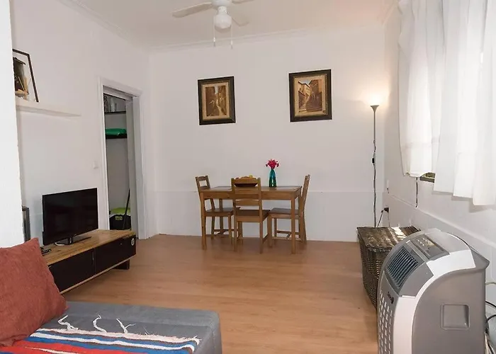 The Oasis One Spacious Apartment In Sevilla