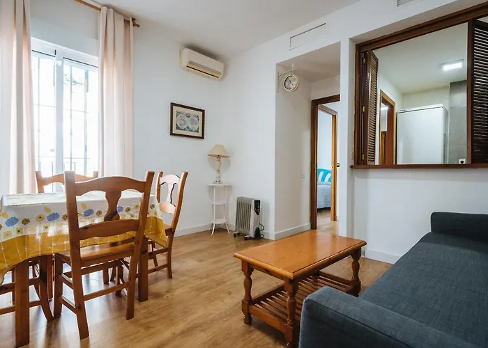 apartamento con parking plaza del museo Sevilla, España