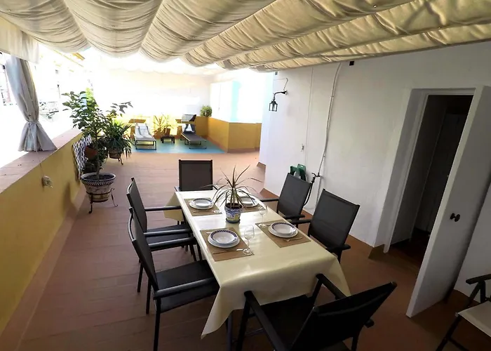 Duplex Acogedor Con Gran Terraza En Pleno Centro De Sevilla!